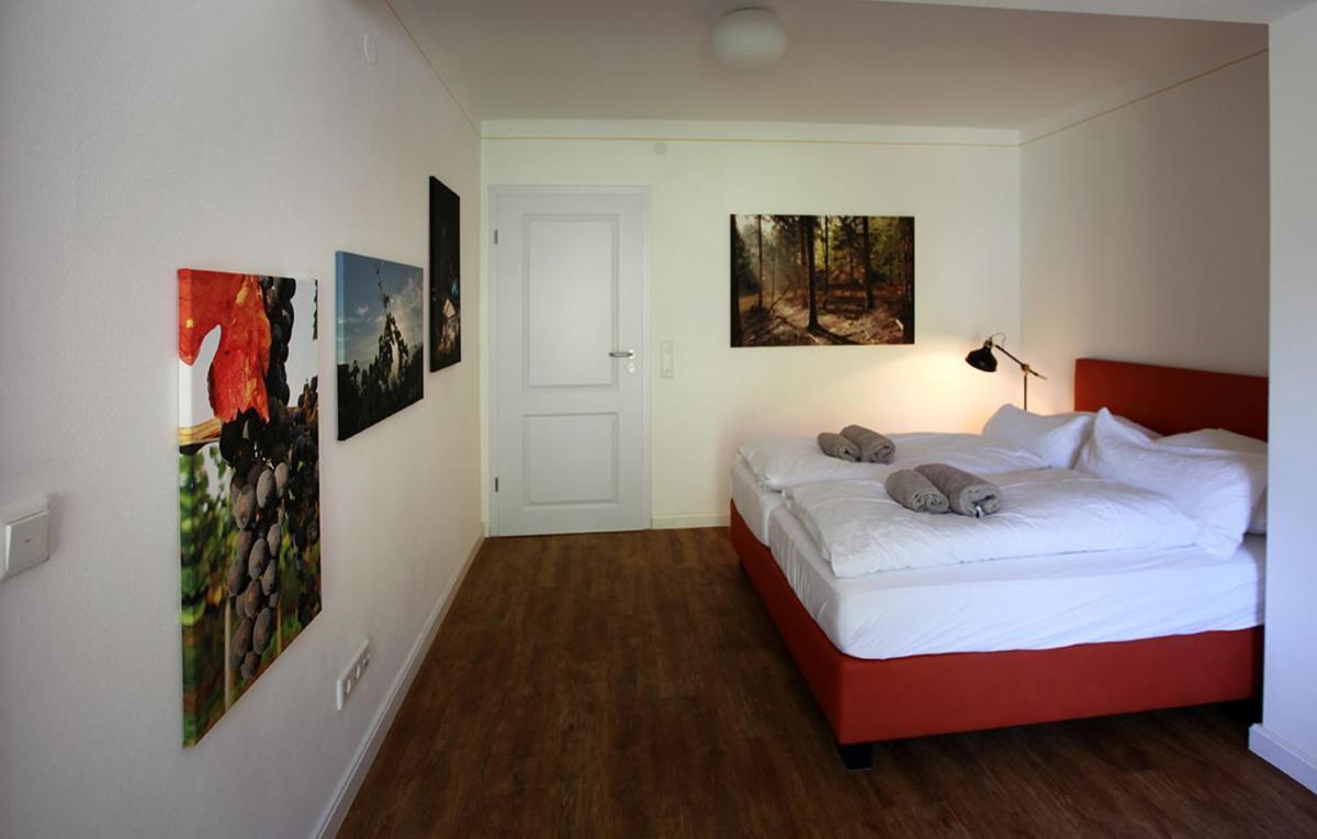 Ferienwohnung Weingut Schaeffer Neustadt an der Weinstraße Exterior foto