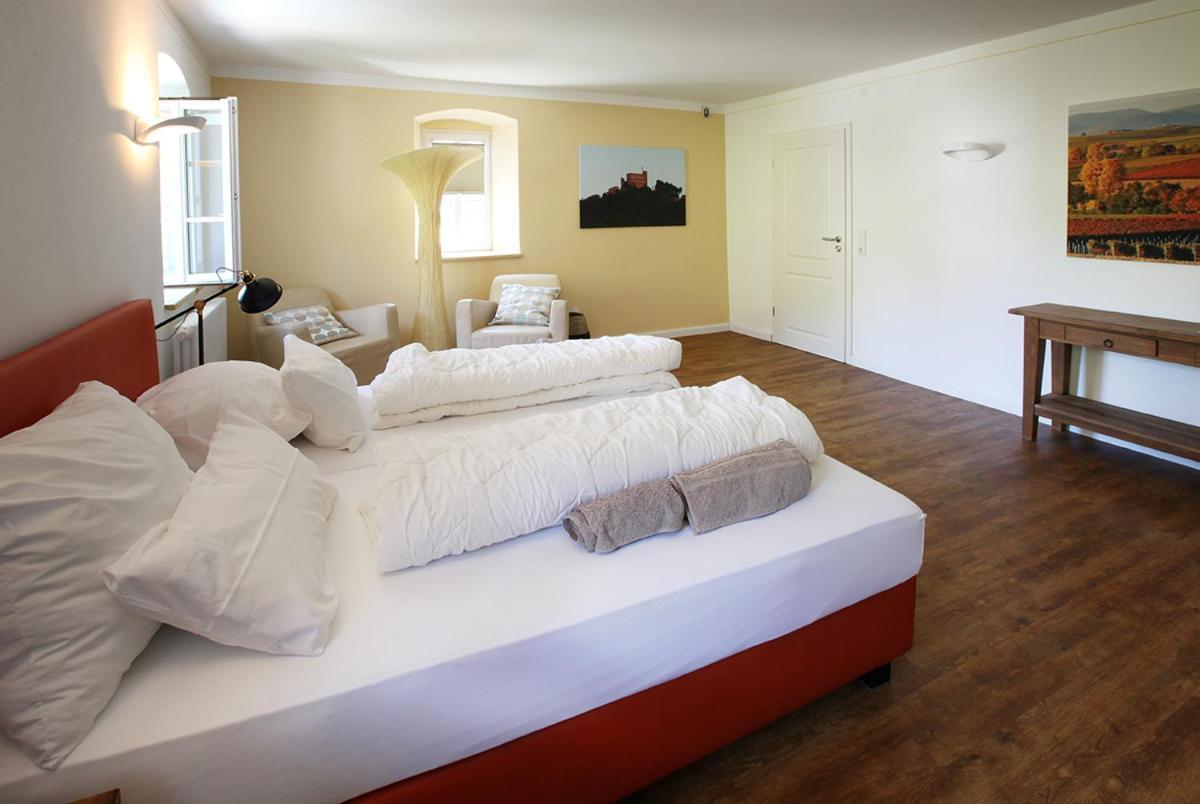 Ferienwohnung Weingut Schaeffer Neustadt an der Weinstraße Exterior foto